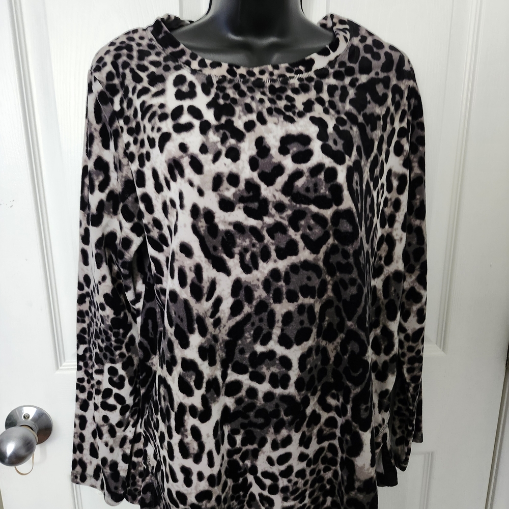 White Stag Black and Gray Leopard Print Blouse